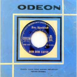 ATEŞ BÖCEKLERİ BOM BOM CAFER  GELİN KAYNANA KOMİK PLAK