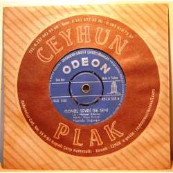 MUSTAFA SAĞYAŞAR GÖNÜL SEVDİ İSE SENİ  KARA KEDİ