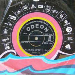 İNCESAZ ile BAHRİYE ÇİFTETELLİSİ  MEVLANA OYUN HAVASI