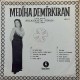 MEDİHA DEMİRKIRAN SELAHATTİN PINAR'IN SEÇİLMİŞ ESERLERİ 1968 LP.