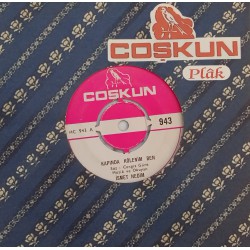 İSMET NEDİM KAPINDA KÖLENİM BEN ~ ELLERİM SANA DOĞRU ÖLECEĞİM