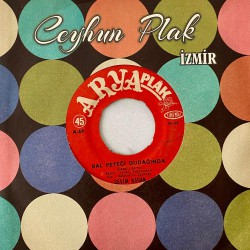 SEVİM KARAN KALBİMDEKİ SEVGİLİ - BAL PETEĞİ DUDAĞINDA