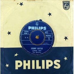 THE SPOTNICS JOHNNY GUITAR ~ HAPPY GUITAR